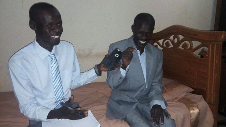 الكفيف الذي نال درجة الدكتوراه الفاضل سليمان اتيم لـ(صوت الهامش): بالعزيمه والصبر والتوفيق الرباني وصلت لهذه الدرجة