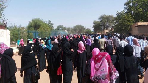 ‎إعتصام طلاب طب الفاشر يدخل يومه ال27 كاطول إعتصام في تاريخ الجامعات بدارفور
