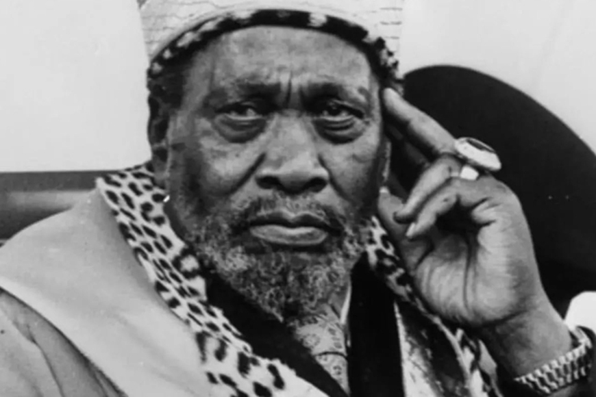 (رمح كينيا الملتهب) جومو كينياتا ( 1889_1978)