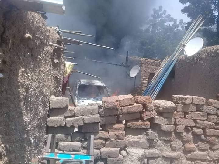 حرق عدد من المنازل بالدندر أثر اشتباكات قبلية . 22 سبتمبر 2018 . صورة من (مواقع التواصل الاجتماعي)