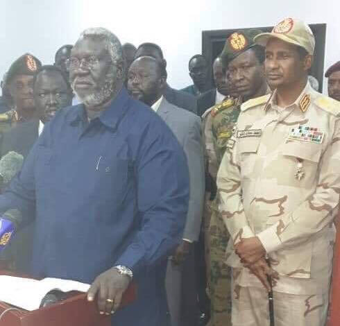 مؤتمر صحفي عقده المجلس العسكري مع رئيس الحركة الشعبية مالك عقار في القصر الرئاسي بجنوب السودان . 27 يوليو 2019