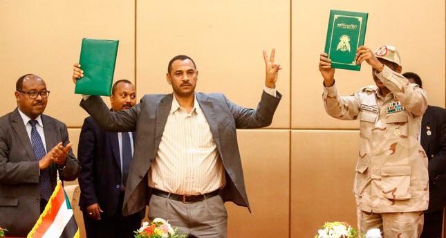 توقيع الإعلان الدستوري في السودان . 4 أغسطس 2019 صورة ل (أ ف ب)