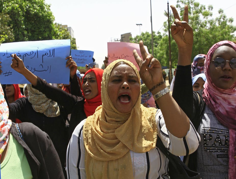 تظاهرات في الخرطوم صورة ل (وكالة الصحافة الفرنسية )
